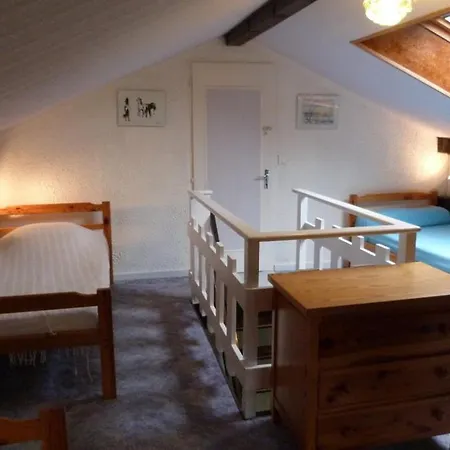Spacieux, 9 Personnes, 3 Chambres, 1 Mezzanine - Ara101 Apartment